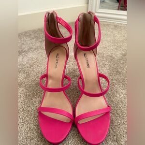 Call It Spring Women's Pink Strappy Sandals